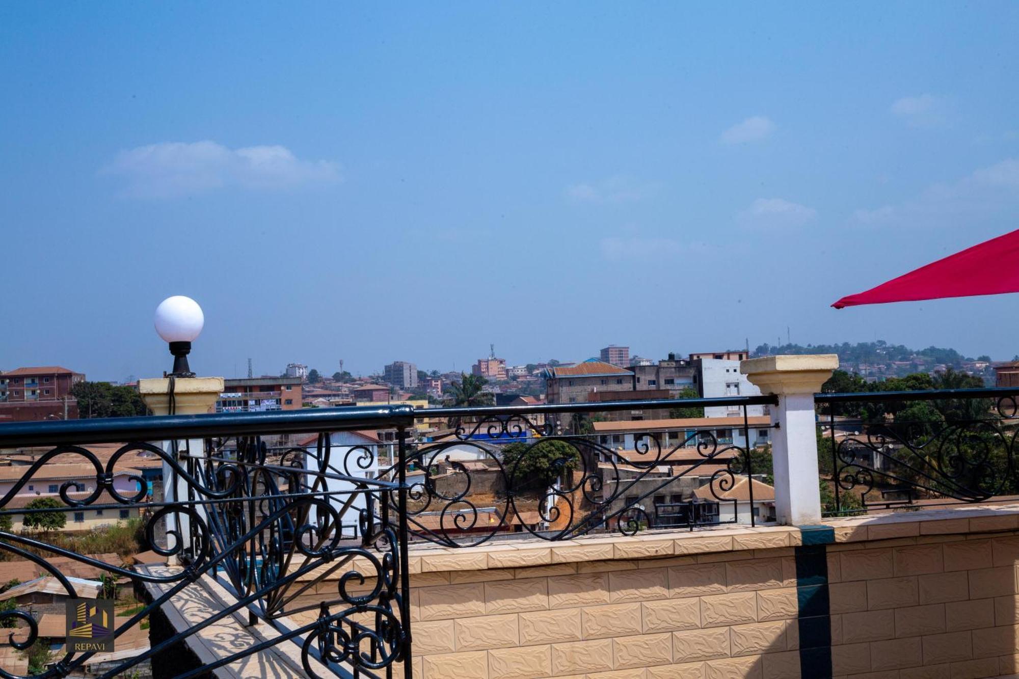 Repavi Lodge Yaoundé Exterior foto